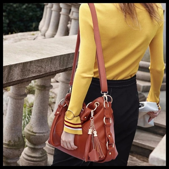 NEW ELVA Hobo Shoulder Bag - Picture 2 of 7